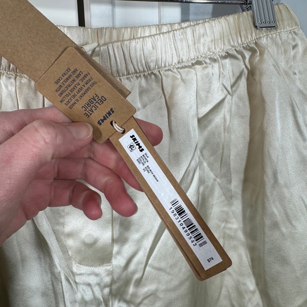 SKIMS Silk Boxer Ecru White Silk Blend Pajama Shorts XS NWT lounge sleep comfy - Picture 2 of 6